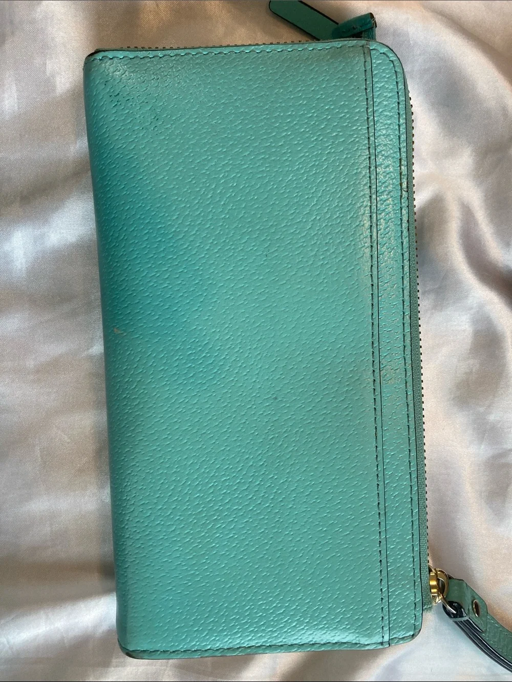 kate spade questions leave